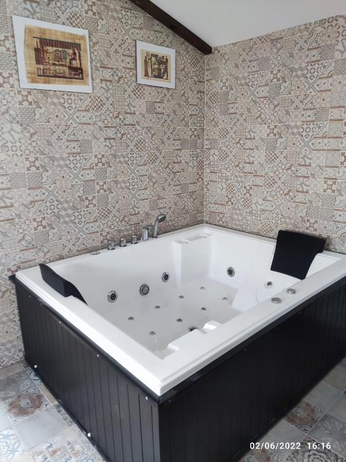 Egipto Con Jacuzzi Y Piscina Climatizada *